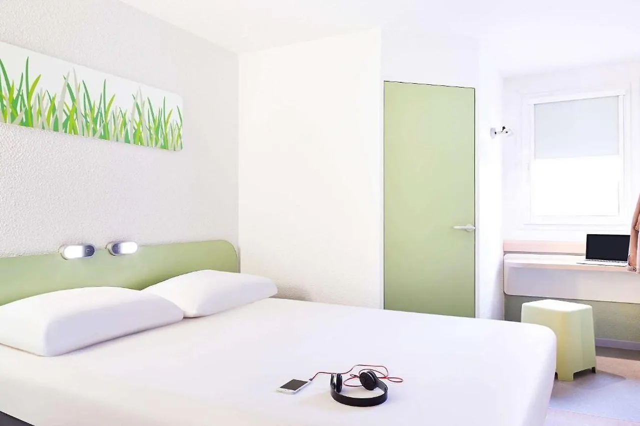 Ibis Budget Aeroport Marseille-Provence Vitrolles  Hotel Vitrolles (Bouches-du-Rhone)