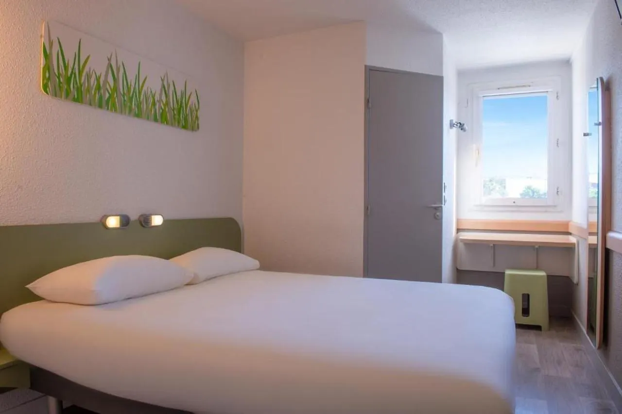 Ibis Budget Aeroport Marseille-Provence Vitrolles  2*, Vitrolles (Bouches-du-Rhone)